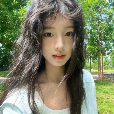 邪恶的蕾丝莉